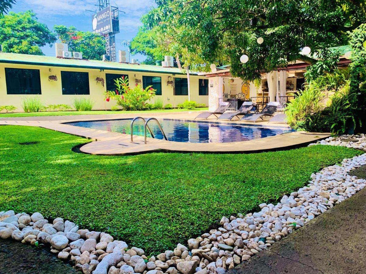 Hotel Mango Airport Río Segundo Eksteriør bilde